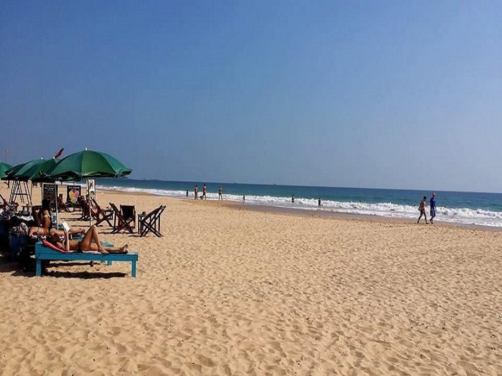 Time N Tide Beach Resort Hikkaduwa Exterior photo